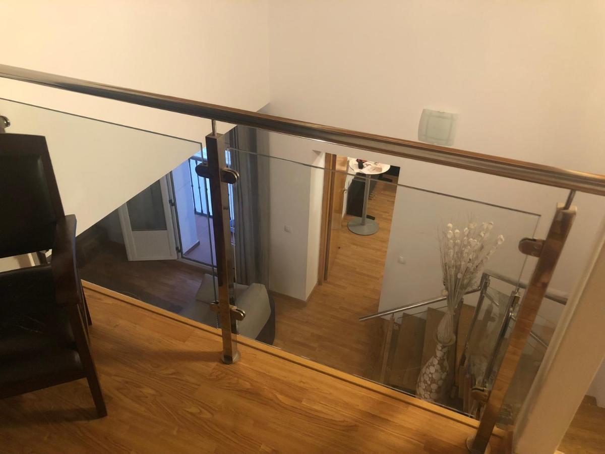 Atico Duplex Zona Monumental Appartamento Caces Esterno foto