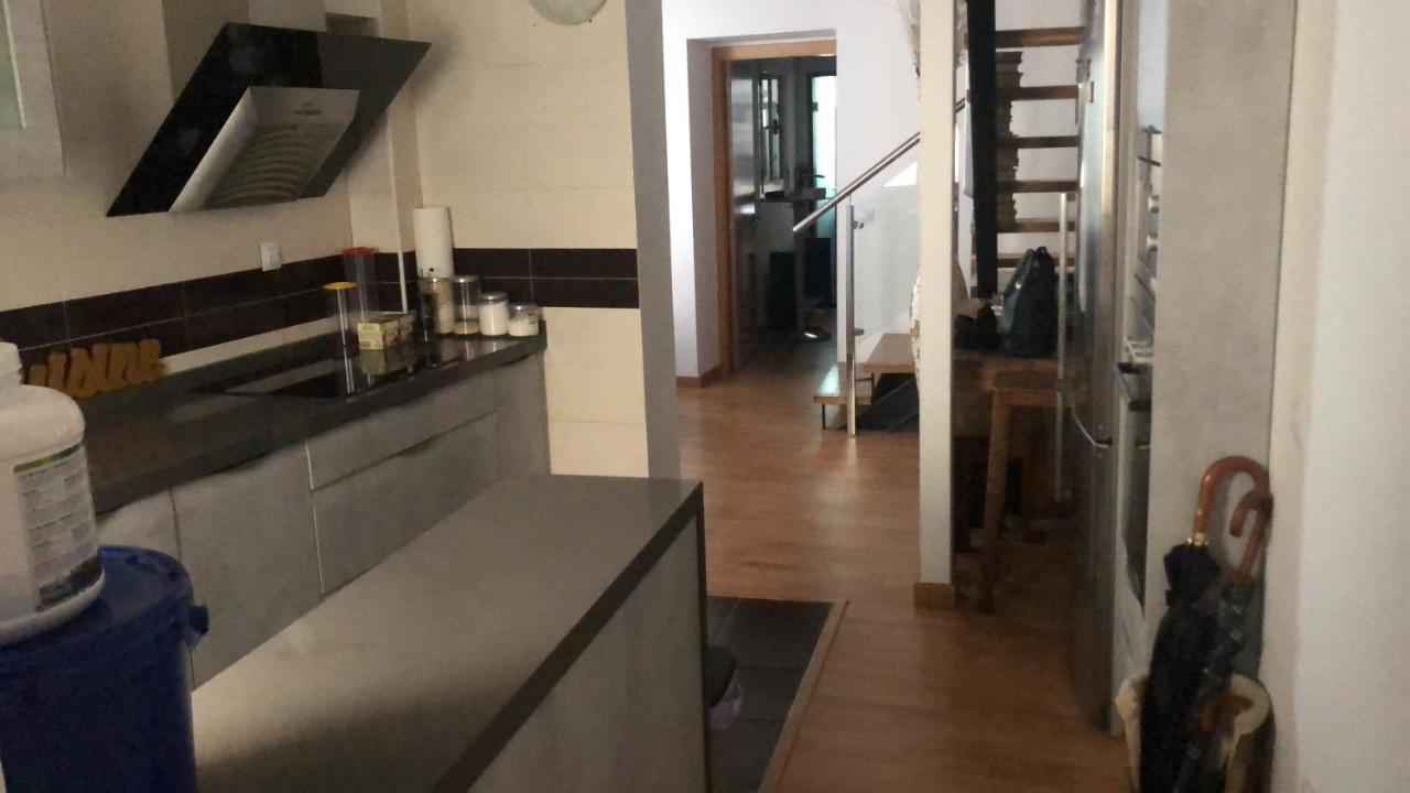 Atico Duplex Zona Monumental Appartamento Caces Esterno foto